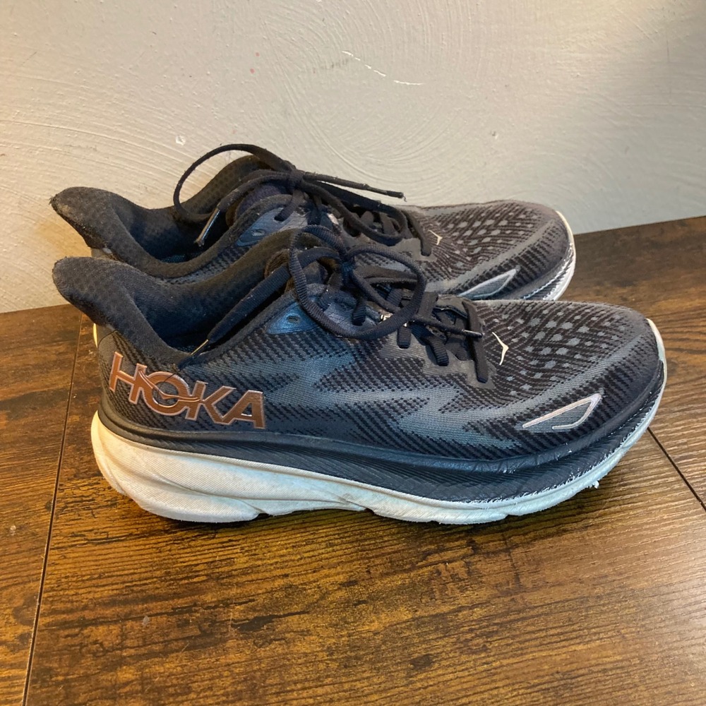 Hoka One One Clifton 9 Womens 8 B Black Rose Gold Running Shoes 1127896 BRCL